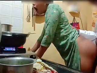 Indian sexy get hitched got fucked while cooking porn video